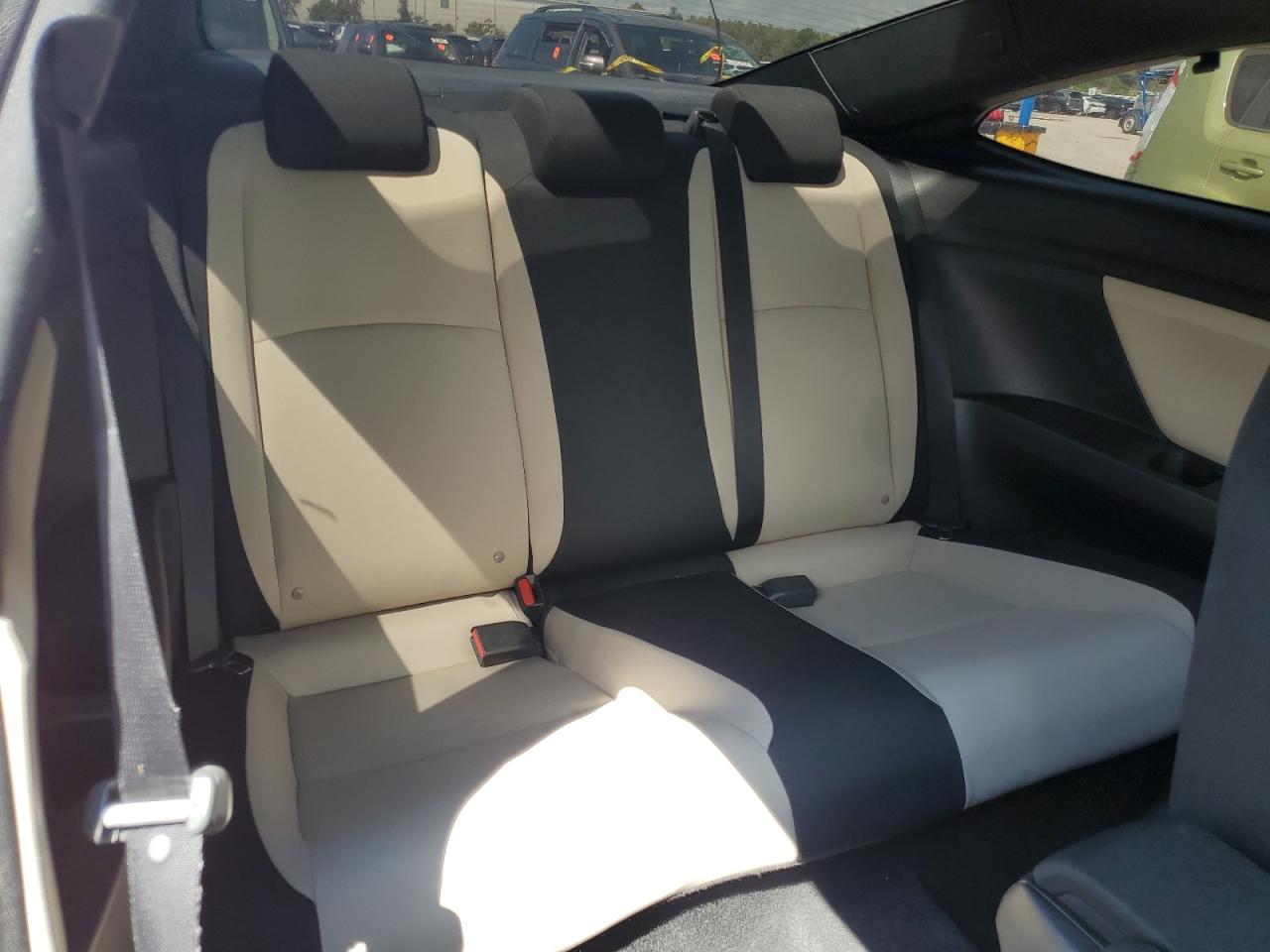 2HGFC3B38HH350902 HONDA CIVIC 2017