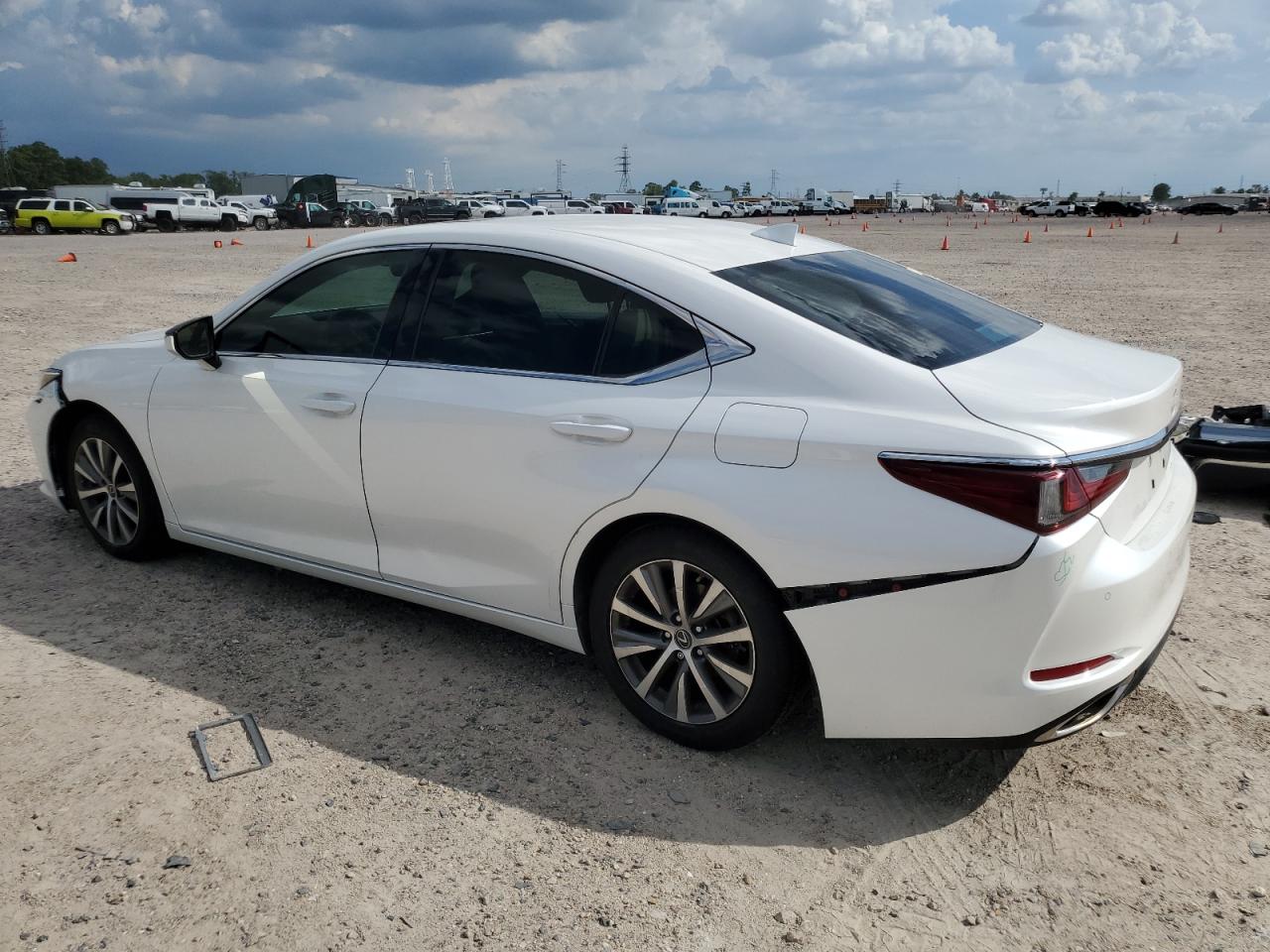 58ADZ1B10LU059697 LEXUS ES350 2020