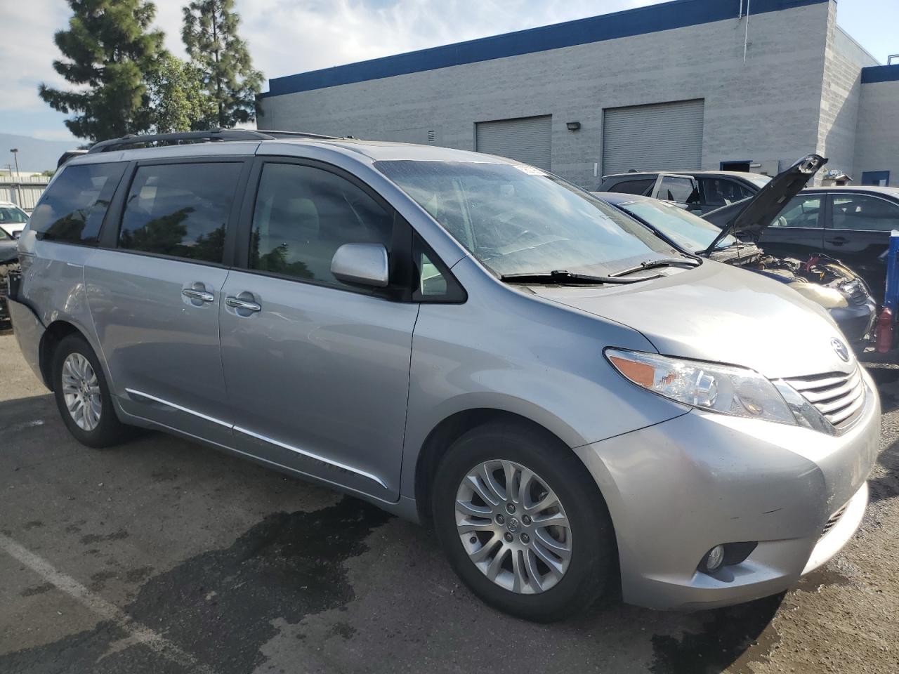 5TDYZ3DC7HS789237 TOYOTA All Models 2017