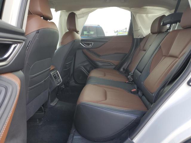 JF2SKARC2NH499805 Subaru Forester Touring