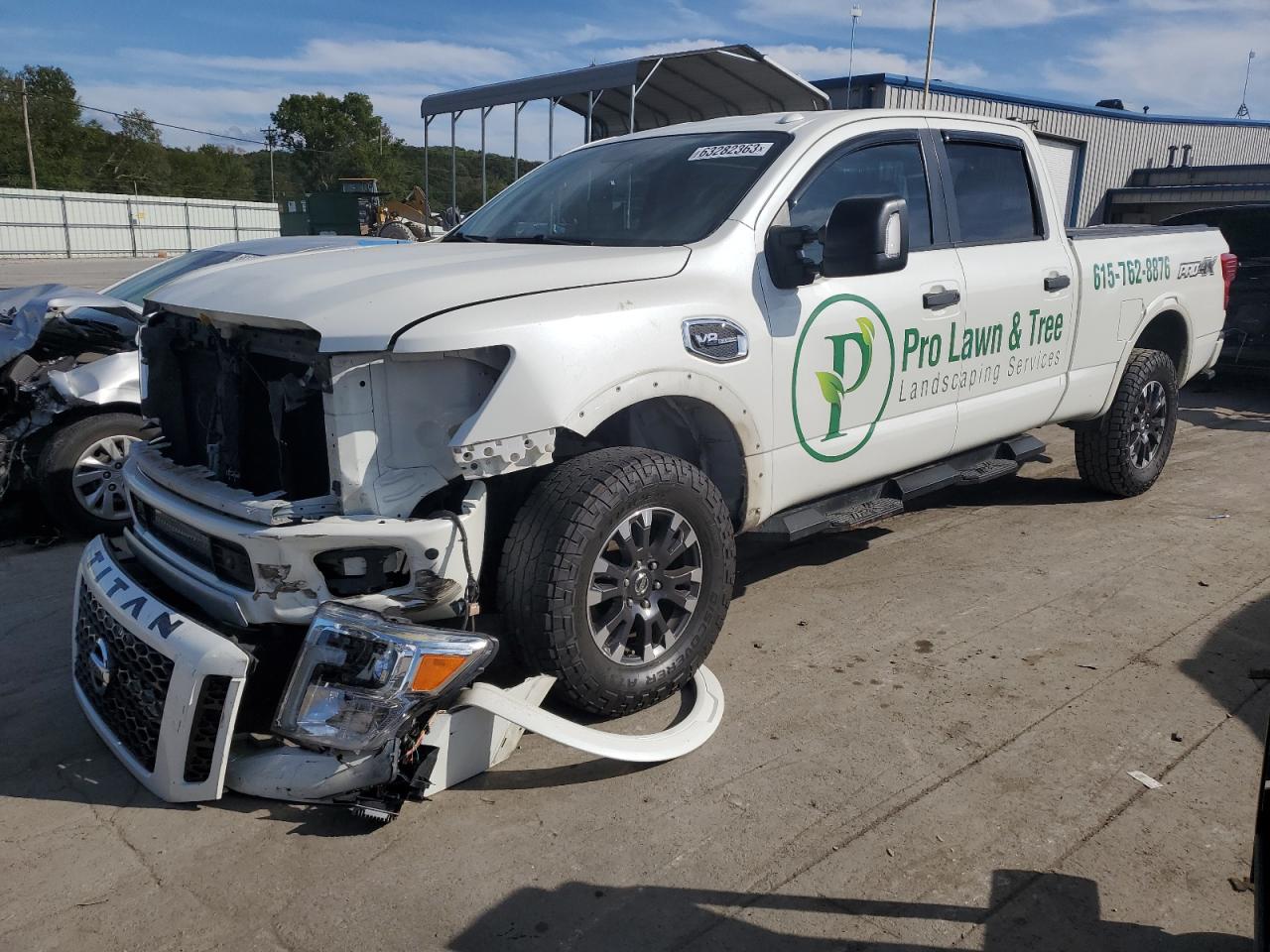 1N6AA1F48HN539933 NISSAN TITAN 2017