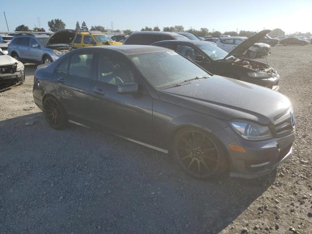 WDDGF4HB9EA928942 Mercedes-Benz C 250