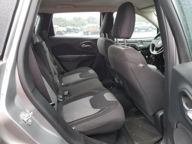 1C4PJLAB9GW137300 Jeep Cherokee Sport