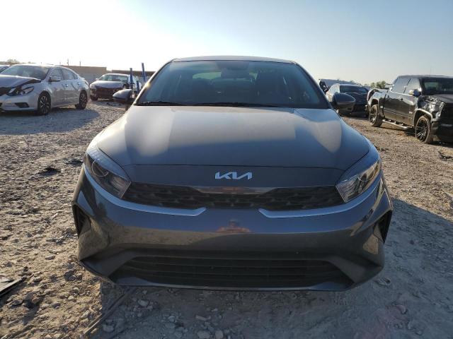 3KPF24AD1PE686144 KIA FORTE LX