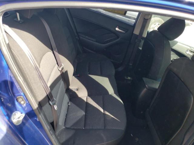 3KPFK4A7XHE033484 KIA FORTE LX