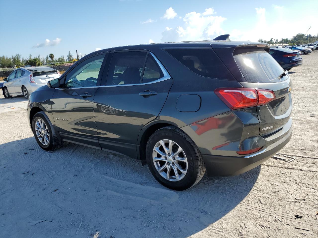 2GNAXKEV2K6181376 2019 Chevrolet Equinox Lt