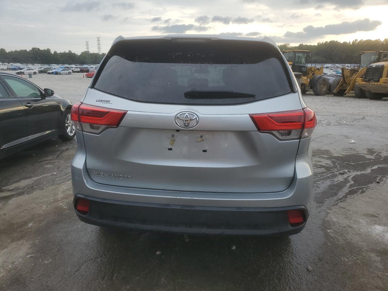 5TDZZRFH7KS326425 TOYOTA HIGHLANDER 2019