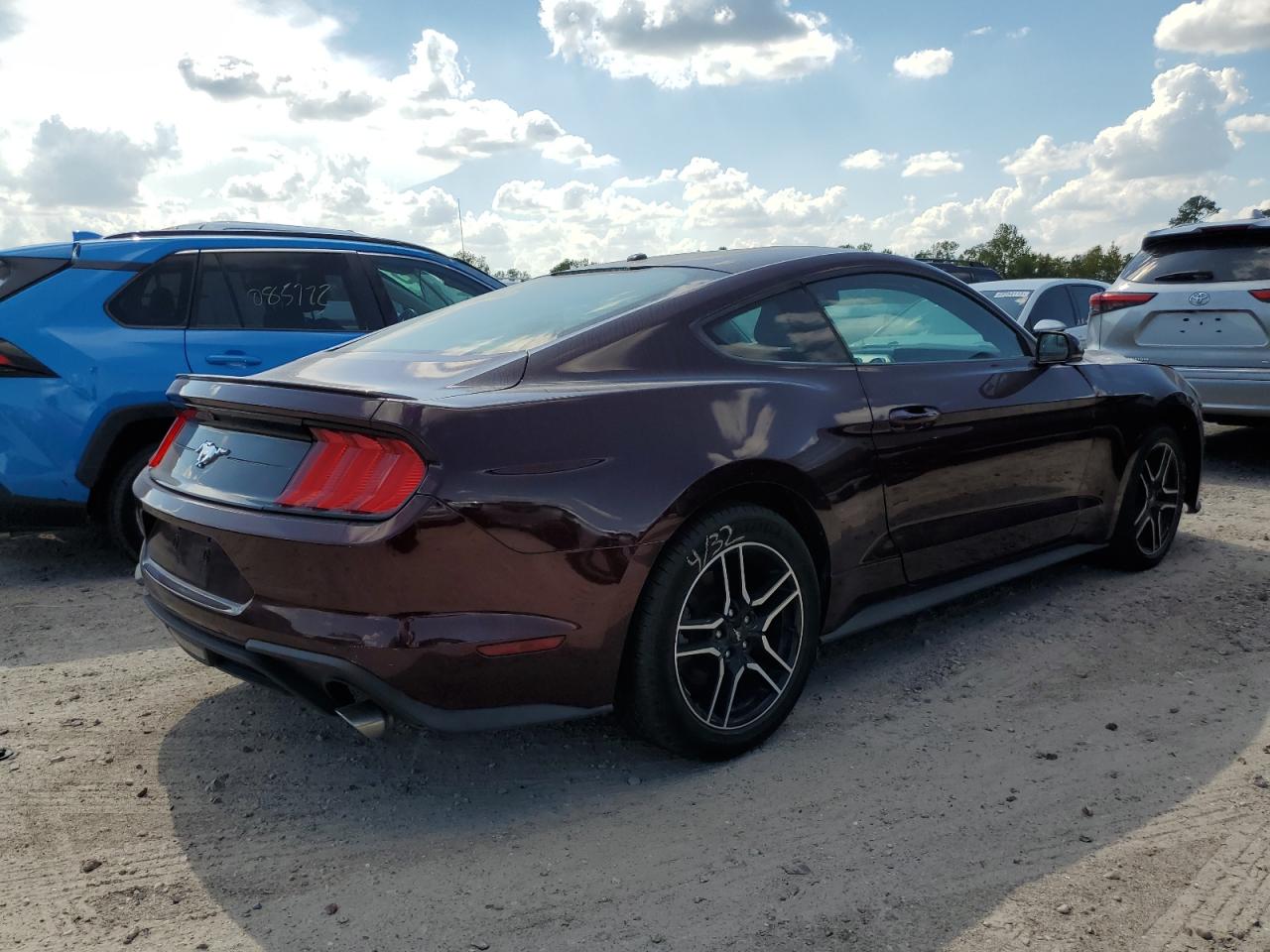 VIN: 1FA6P8TH3J5113621 2018 FORD ALL Models