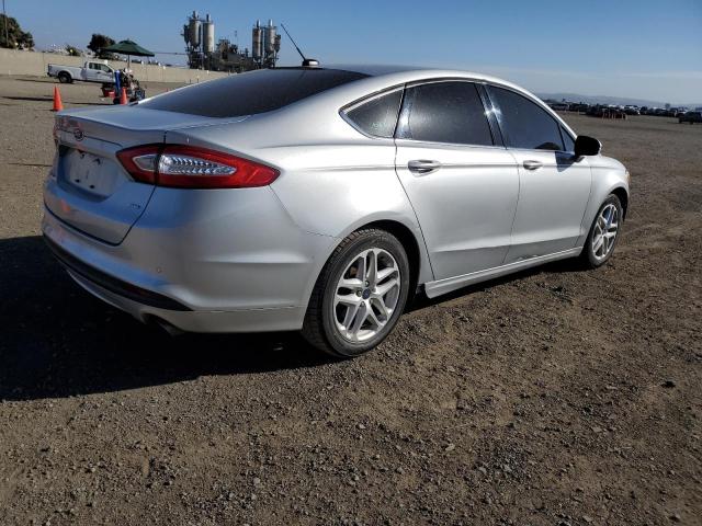 3FA6P0H76FR305931 Ford FUSION SE