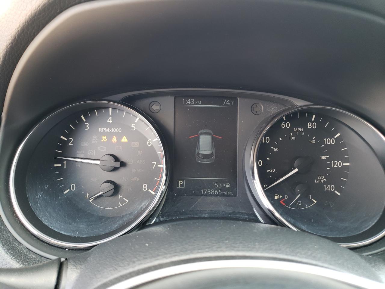 KNMAT2MT5HP509919 NISSAN ROGUE 2017