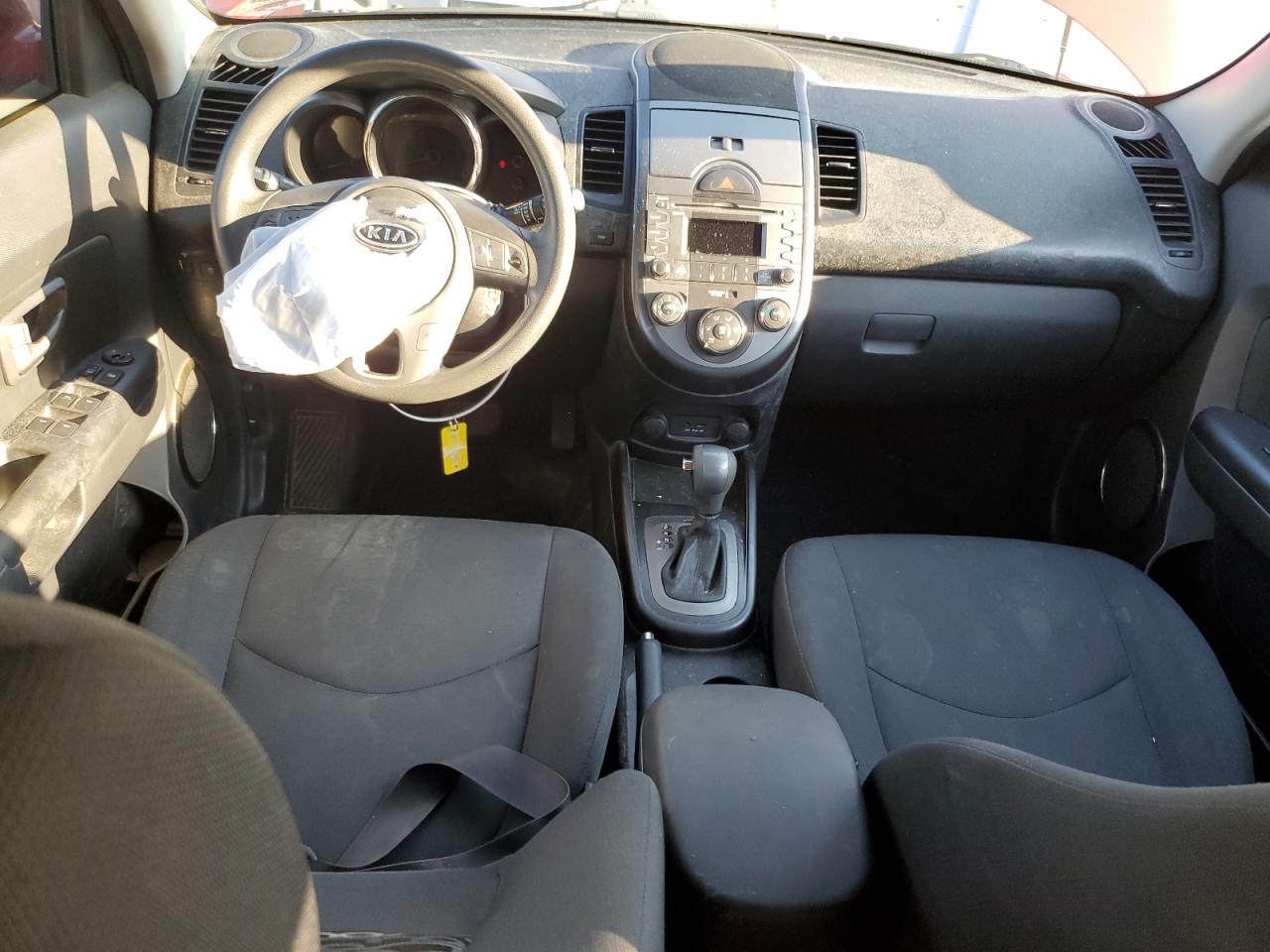 KNDJT2A24B7212675 2011 Kia Soul +