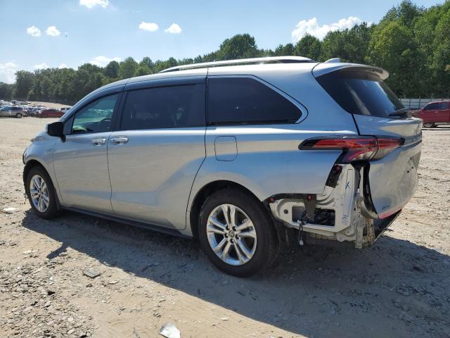 2022 TOYOTA PLATINUM - 5TDESKFC4NS052135