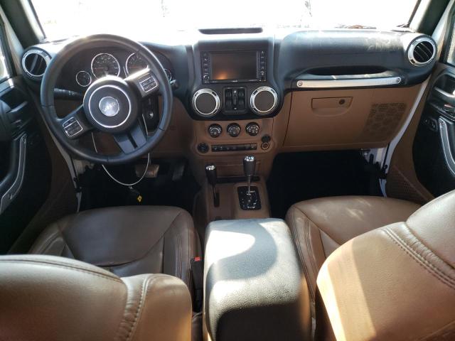 1C4BJWEG5JL824381 Jeep Wrangler Unlimited Sahara