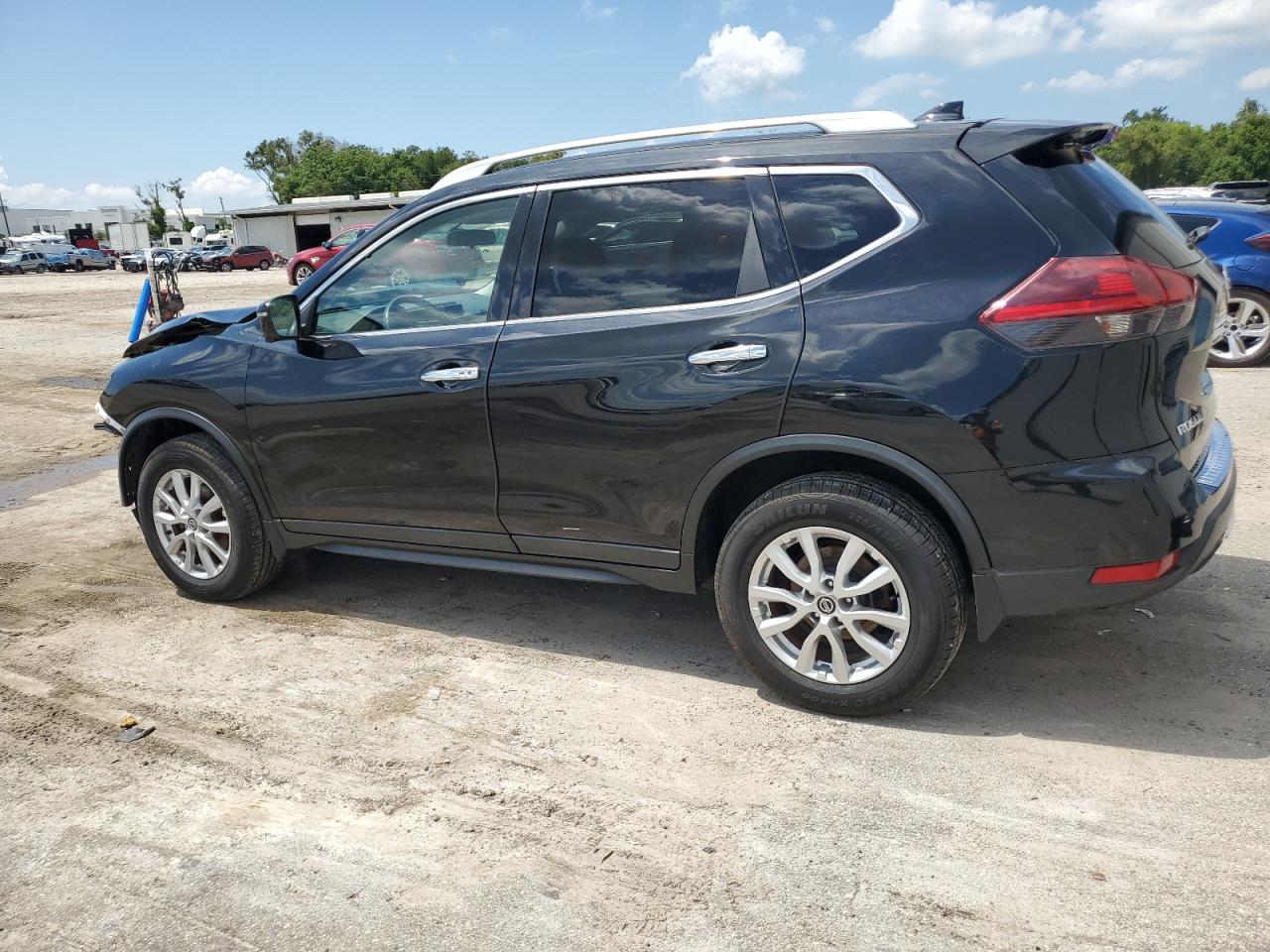 5N1AT2MV5JC802486 NISSAN ROGUE 2018