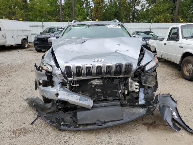 2015 Jeep Cherokee Latitude VIN: 1C4PJLCB7FW560145 Lot: 70139803