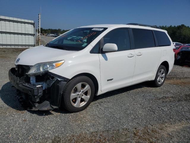 2016 Toyota Sienna LE