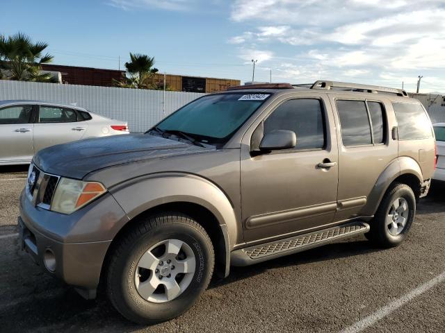 2005 Nissan Pathfinder LE