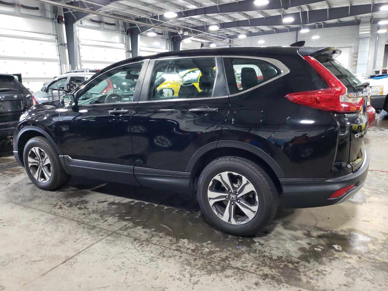 2HKRW6H36KH228047 Honda CRV CR-V LX 2