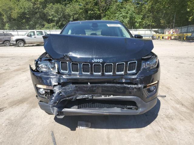 3C4NJDBB0JT114982 Jeep Compass Latitude