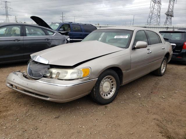 2002 Lincoln Town Car Executive