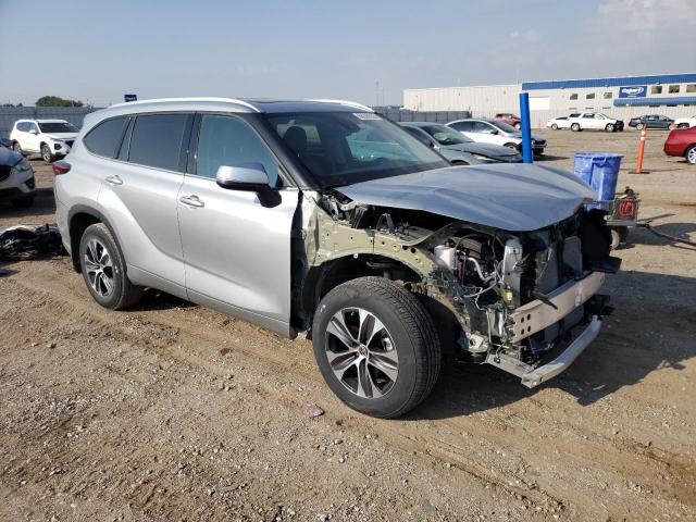 VIN 5TDHZRBH2NS168632 2022 Toyota Highlander, Xle no.4