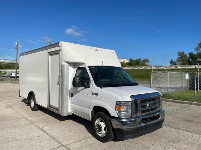 2023 Ford Econoline Cargo Van 