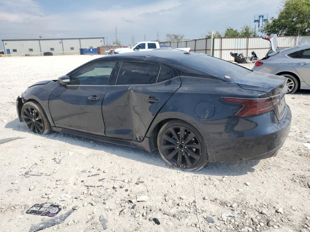 1N4AA6AP4HC427634 NISSAN MAXIMA 2017