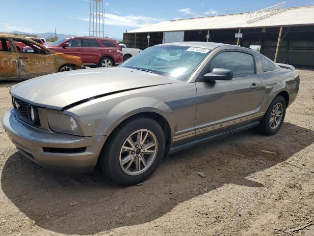 2005 Ford Mustang 