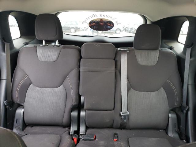 1C4PJLCSXHW586502 Jeep Cherokee Latitude