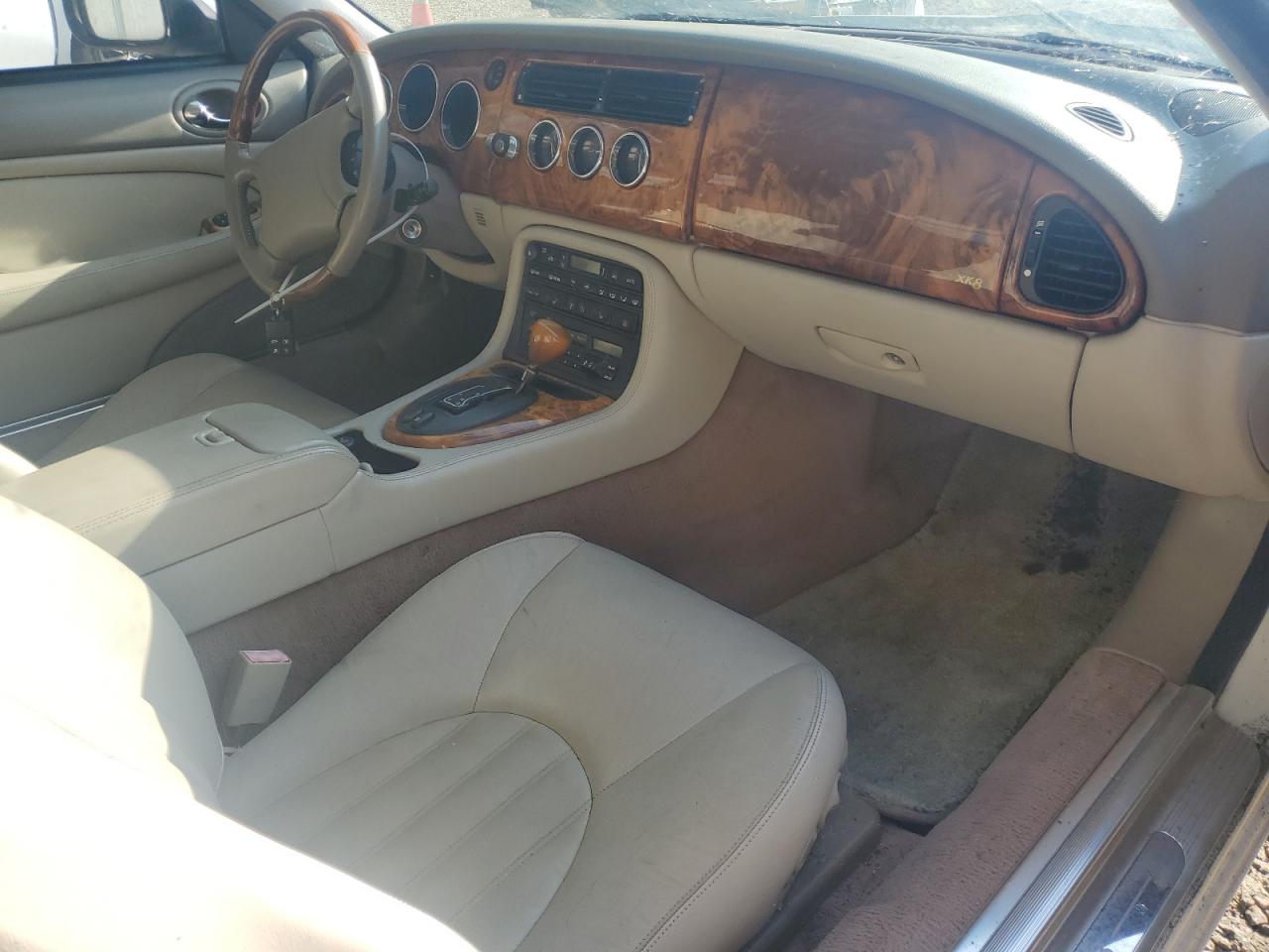 sajgx5744vc009632 SAJGX5744VC009632 1997 Jaguar Xk8