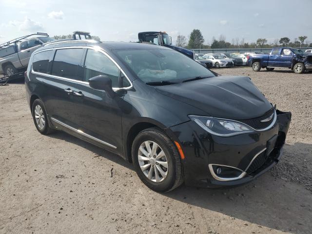 2C4RC1BG2KR628665 2019 CHRYSLER PACIFICA, photo no. 4