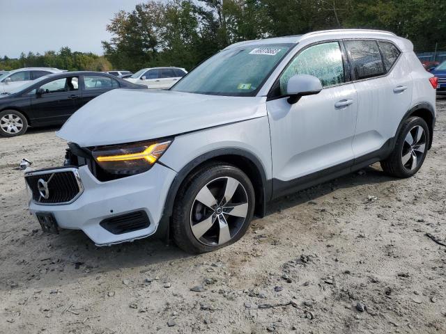 2020 Volvo XC40 