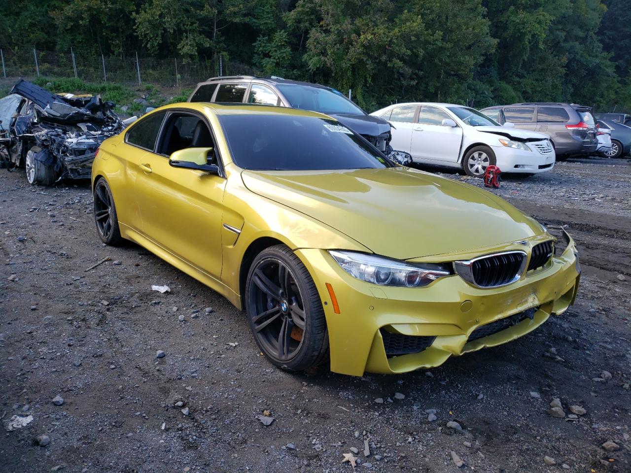 WBS3R9C53FK330400 2015 BMW M4