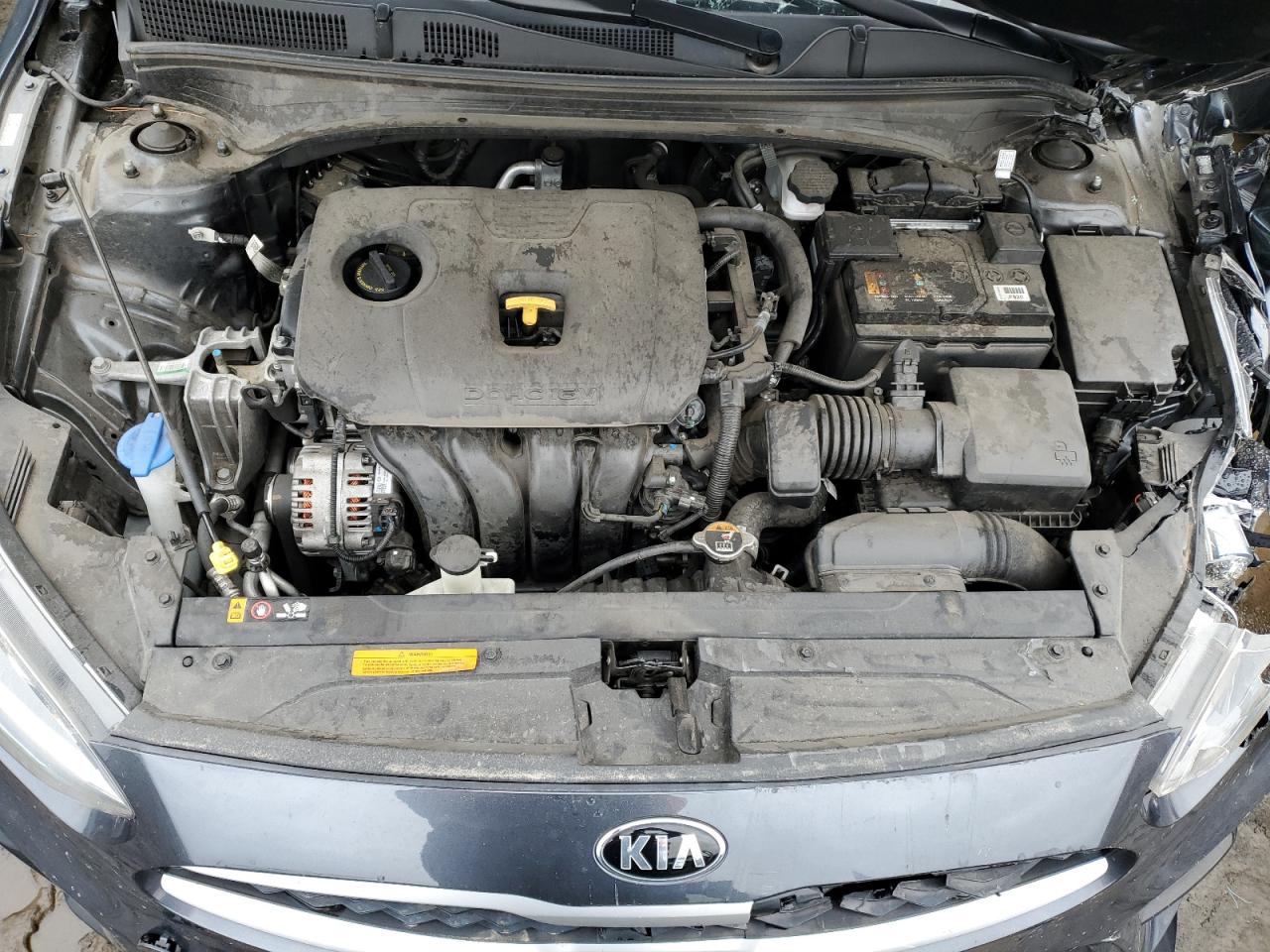 3KPF24AD4ME332811 2021 Kia Forte Fe