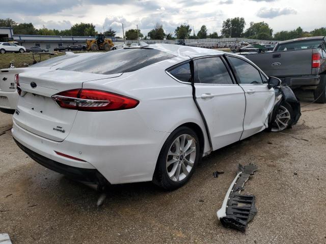 3FA6P0LU3KR181625 Ford Fusion SE 3