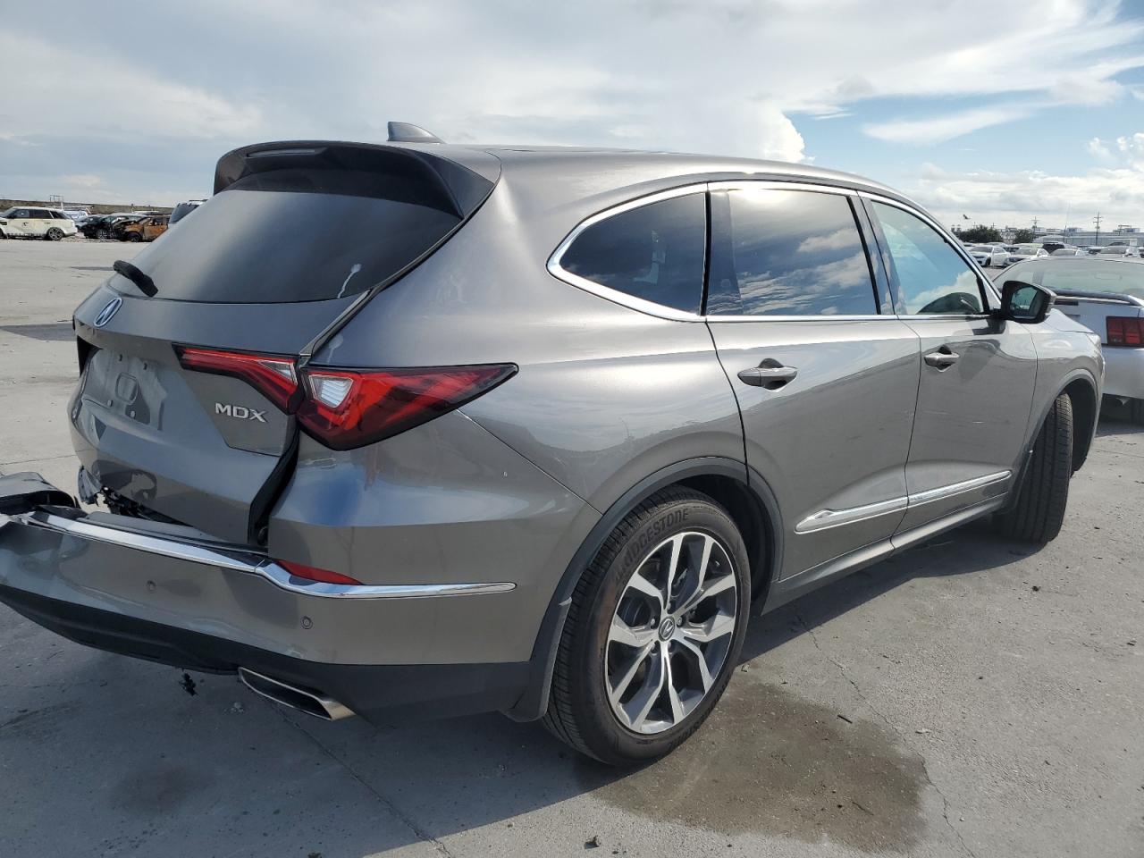 5J8YD9H49NL011461 Acura MDX TECHNO 3