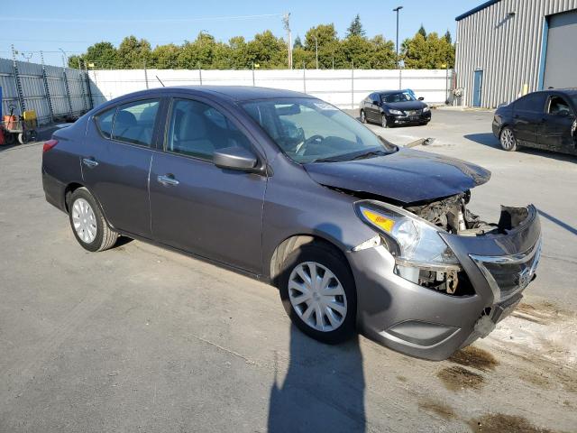 3N1CN7APXJL800895 2018 Nissan Versa S