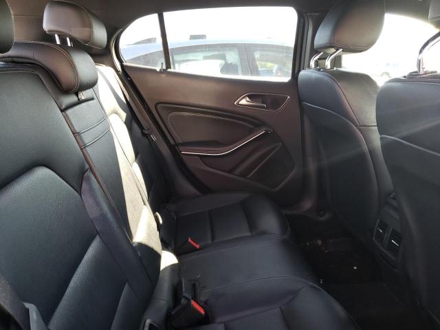 WDCTG4EB8JJ457350 Mercedes-Benz GLA 250