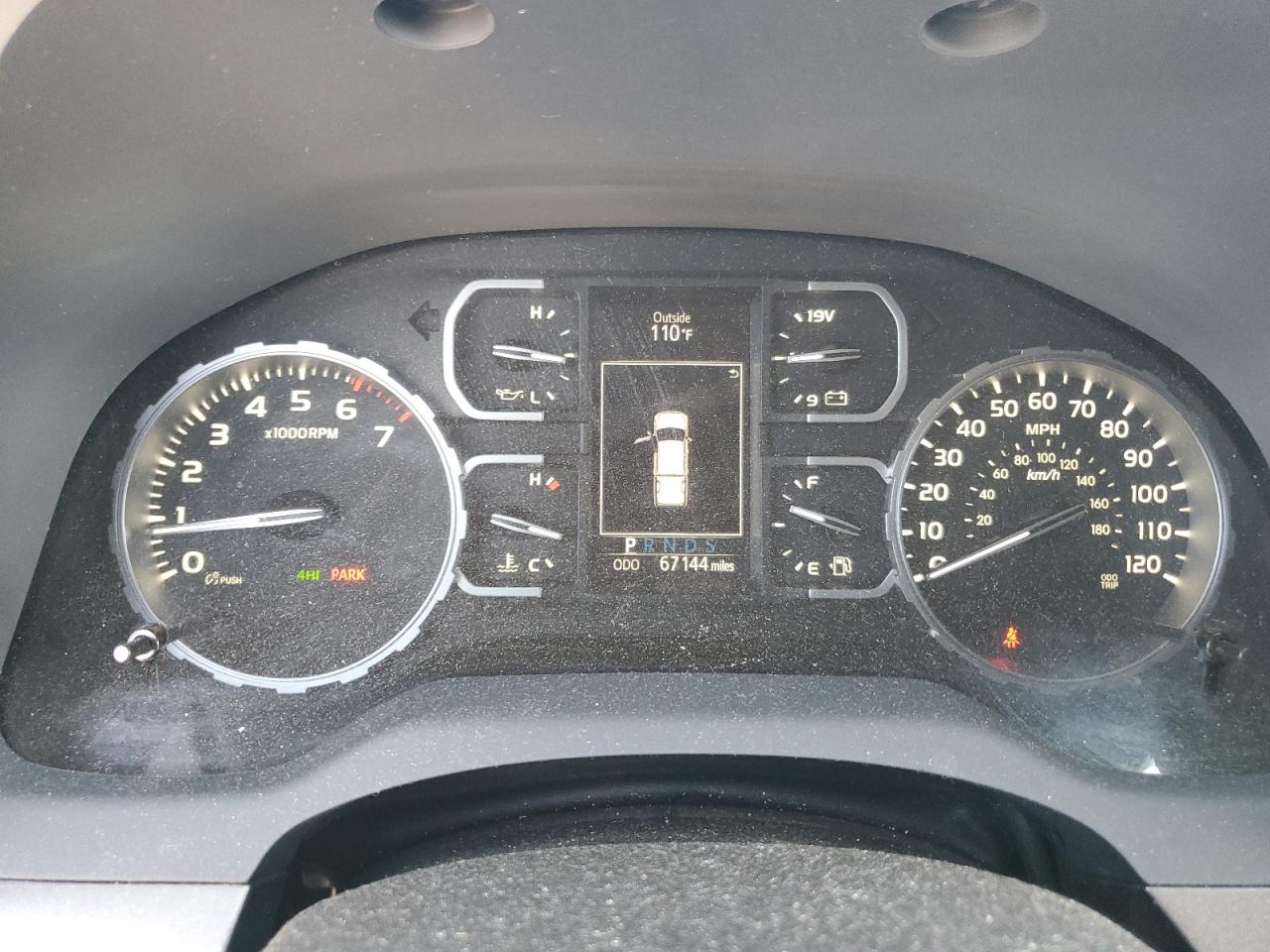 5TFDY5F18JX688670 TOYOTA TUNDRA 2018