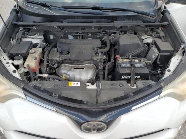 JTMZFREV1HJ702302 Toyota RAV4 LE