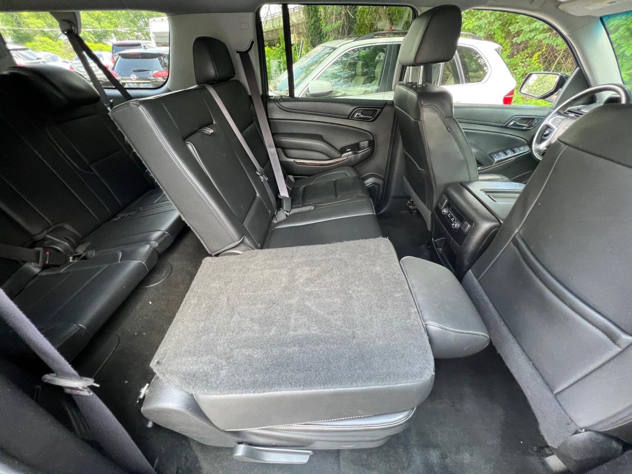 1GNSKHKC1HR159875 CHEVROLET SUBURBAN 2017