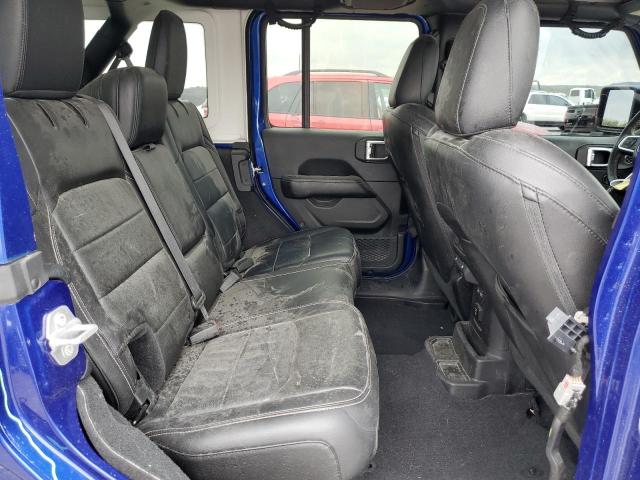 1C4HJXEG6JW212625 Jeep Wrangler Unlimited Sahara
