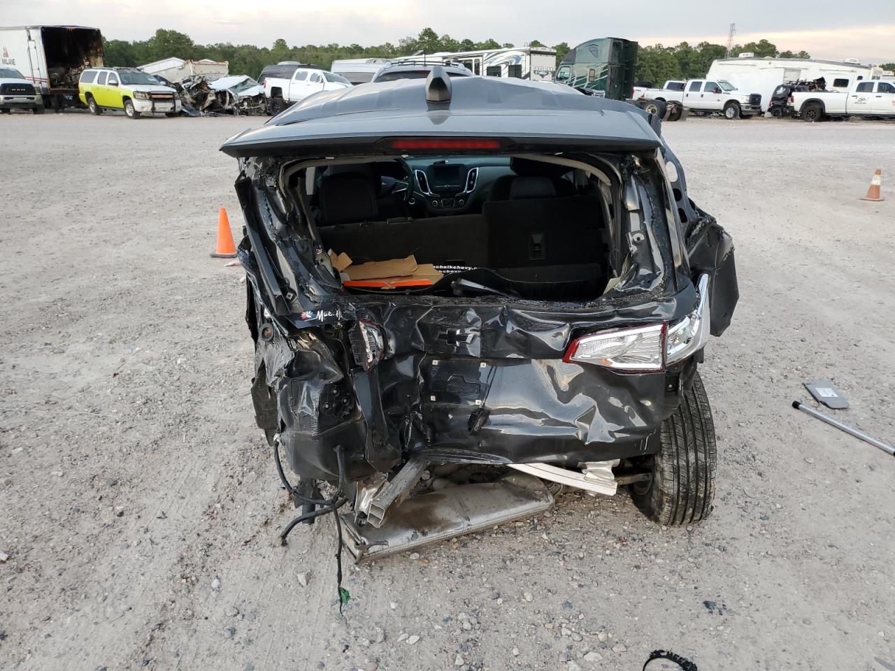2GNAXHEV1M6162260 CHEVROLET EQUINOX 2021