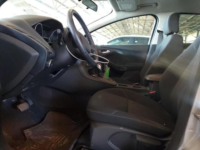 1FADP3K26FL369598 Ford FOCUS SE