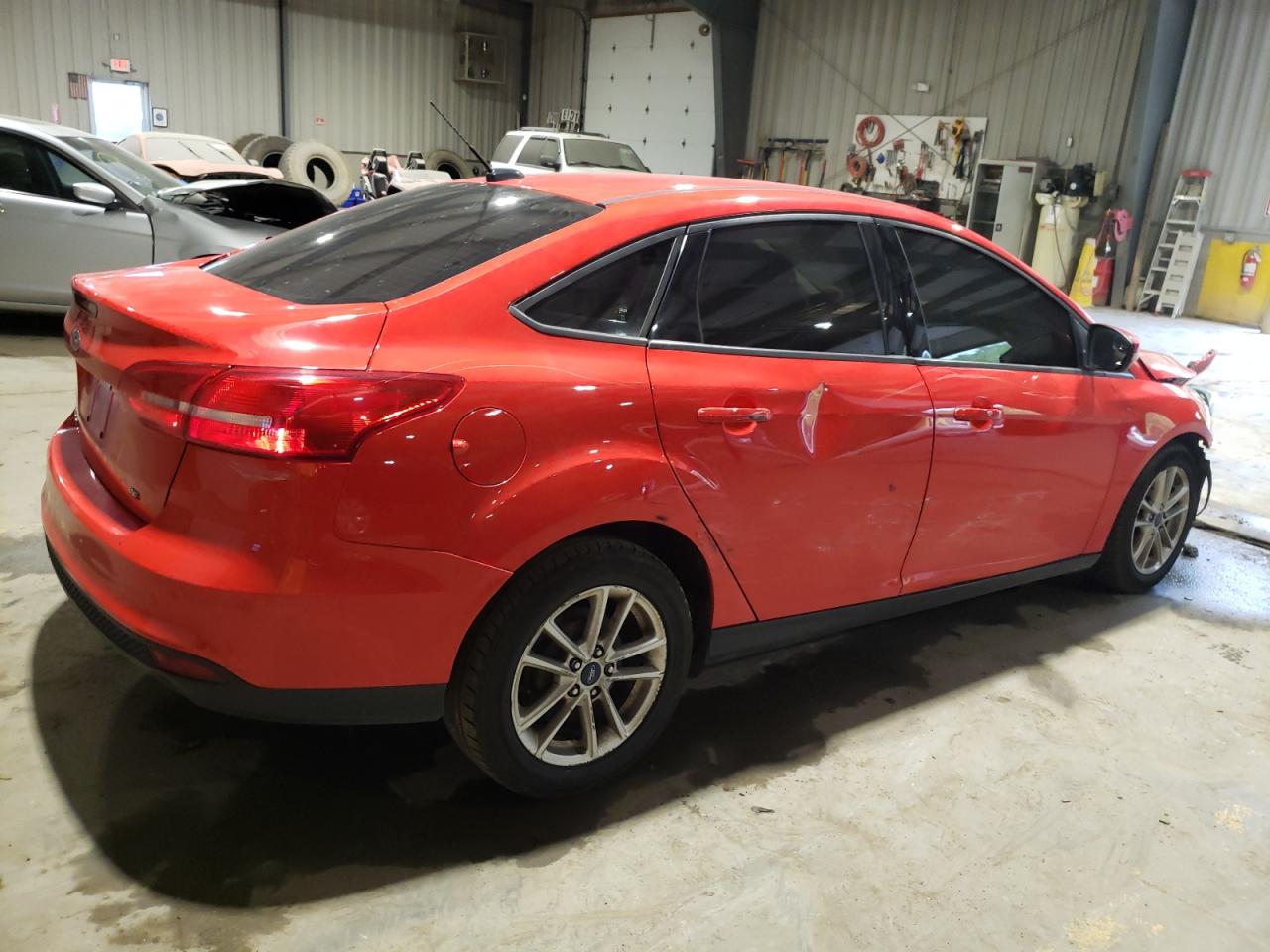 1FADP3F29FL272910 2015 Ford Focus Se