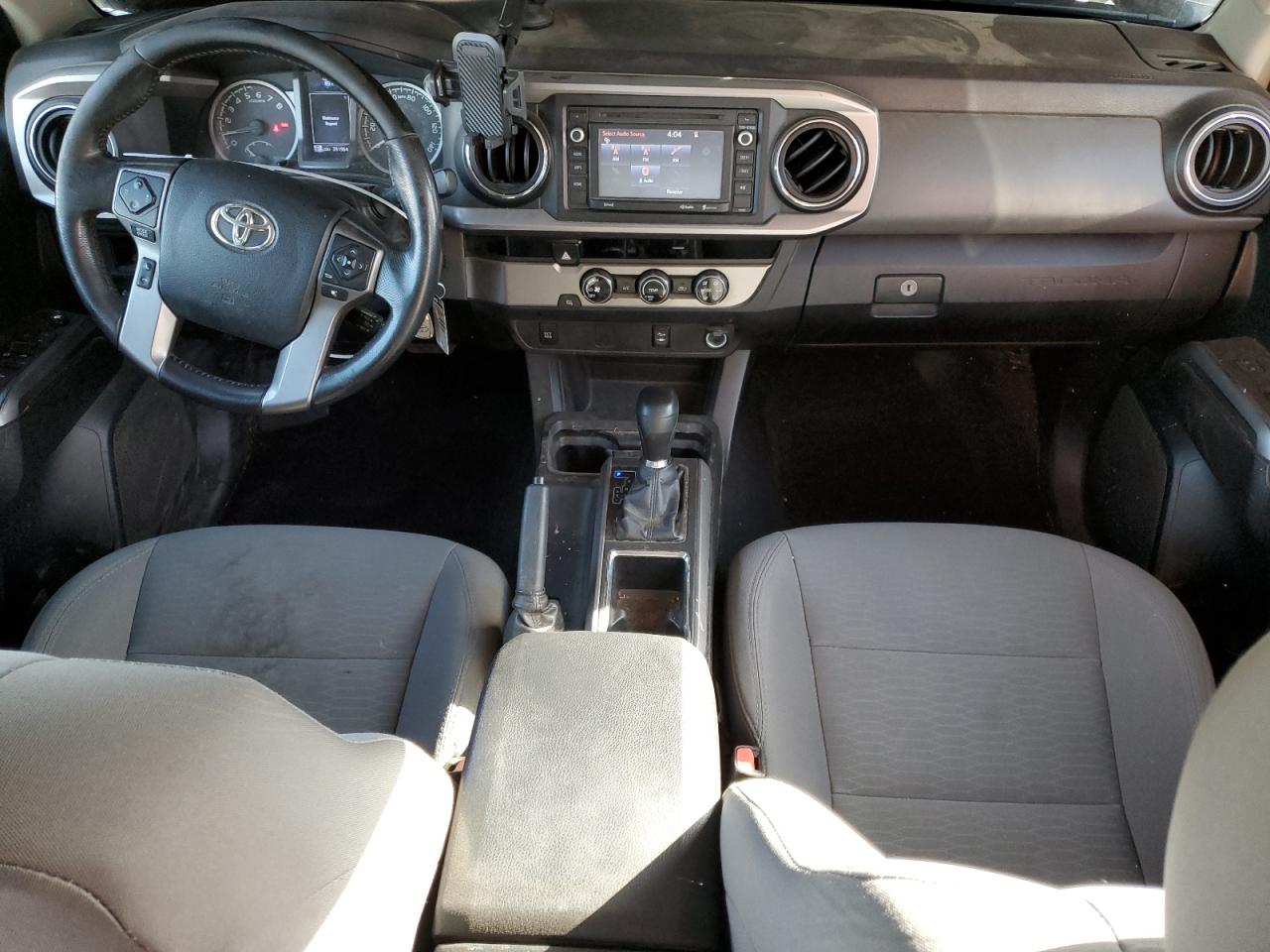 5TFAX5GN5HX087864 TOYOTA TACOMA 2017