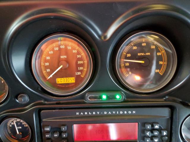 2010 HARLEY-DAVIDSON FLHTCU 1HD1FC413AB601110