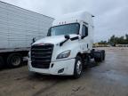Lot #3287773096 2020 FREIGHTLINER CASCADIA 1