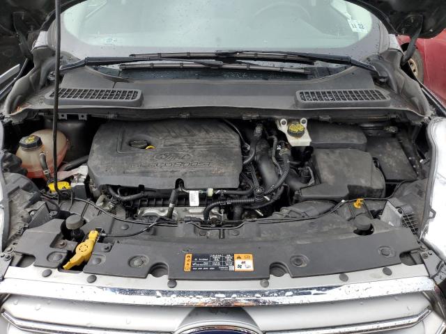 1FMCU9GDXHUA35241 Ford ESCAPE SE