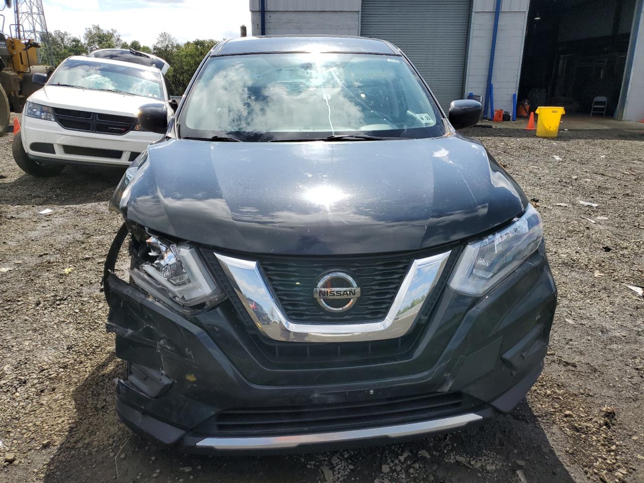 KNMAT2MV6JP573426 NISSAN ROGUE 2018